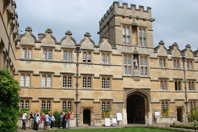 1.5-hour Oxford City and University Walking Tour - New College and Harry Potter Connections You Can Actually Place