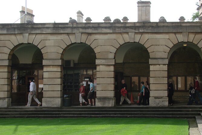 1.5-hour Oxford City and University Walking Tour - Price and Value: $38.14 for Access Plus Direction