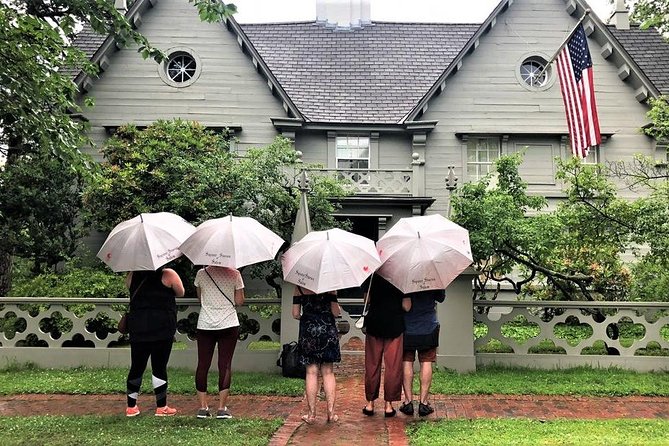 2.5-Hour Salem History & Sightseeing Guided Walking Tour - Entering Salem on foot: the best way to get oriented fast
