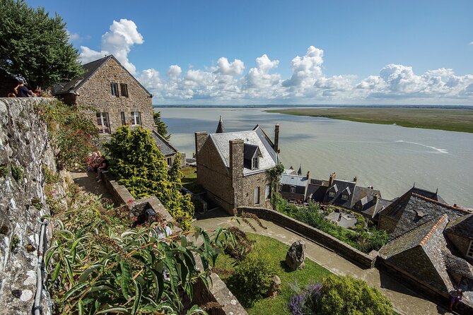 2-Hour Guided Walking tour of the Mont Saint Michel - The Abbey Experience: Romanesque-Gothic, Stairs, and Those Bay Views