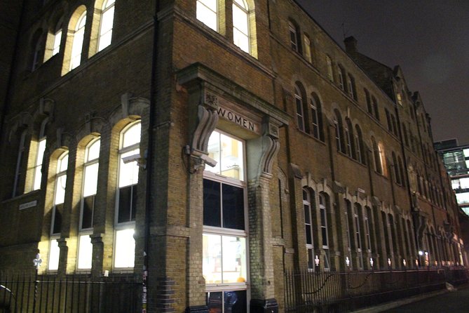 2-Hour Jack the Ripper Small Group Walking Tour in London - Weather, sound, and timing: what to expect at a 6:00 pm start