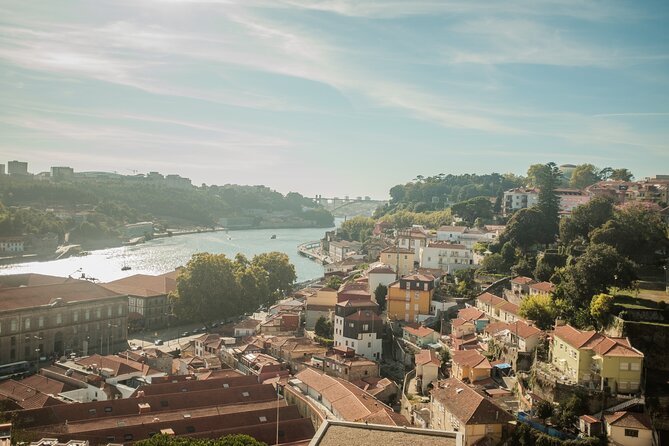3-hour private guided walking tour of the BEST of Porto - Jardim do Infante Dom Henrique: a garden pause that resets your feet