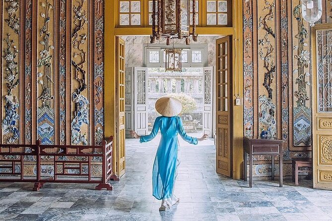3-Hours Hue Imperial Walking Tour with Guide with Lunch/ Dinner - Hue Royal Palace: The Emperor’s Mother, the Library, and Daily Court Texture