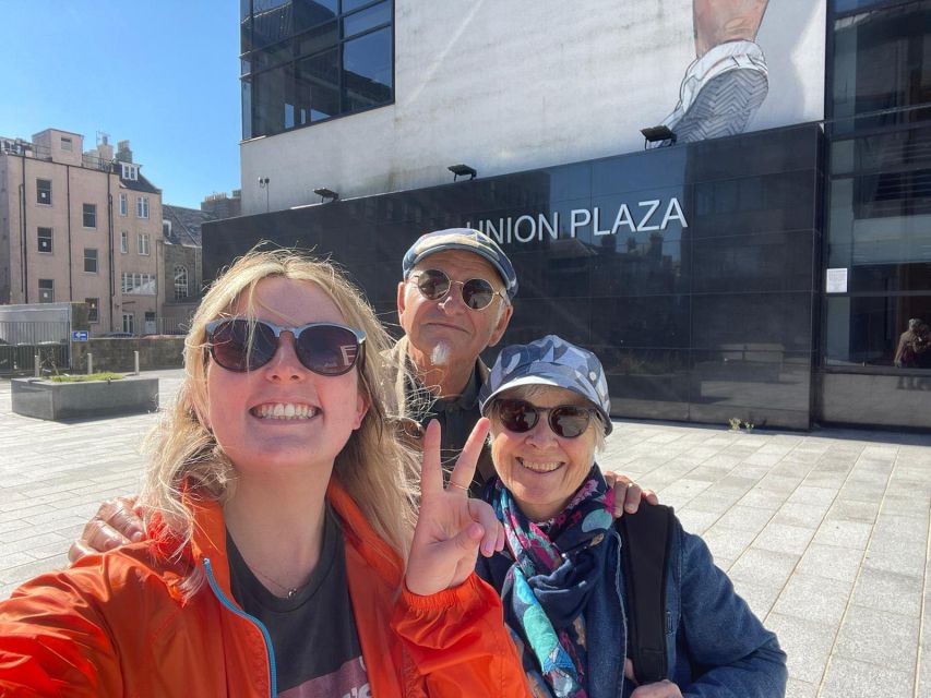 Aberdeen: Daily City Centre Walking Tour (2pm) - Marischal College to Aberdeen Art Gallery: Where the Big Buildings Meet Street-Level Stories