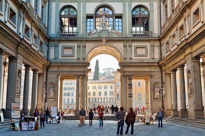 Accademia & Michelangelo's David Express Tour - A Quick Florence Context Stop: Duomo, Piazza Signoria, and Ponte Vecchio