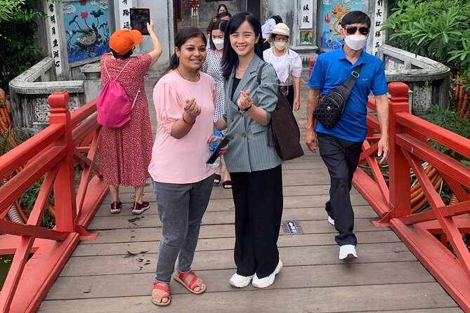 All-in-One Hanoi Walking Tour Through a Train Street - Thanh Hà Local Market: everyday Hanoi, not just photo stops