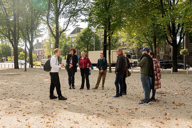 Amsterdam: Anne Frank and Jewish Quarter Walking Tour (TOP RATED) - Verzetsmuseum Amsterdam: Resistance Comes Into Focus