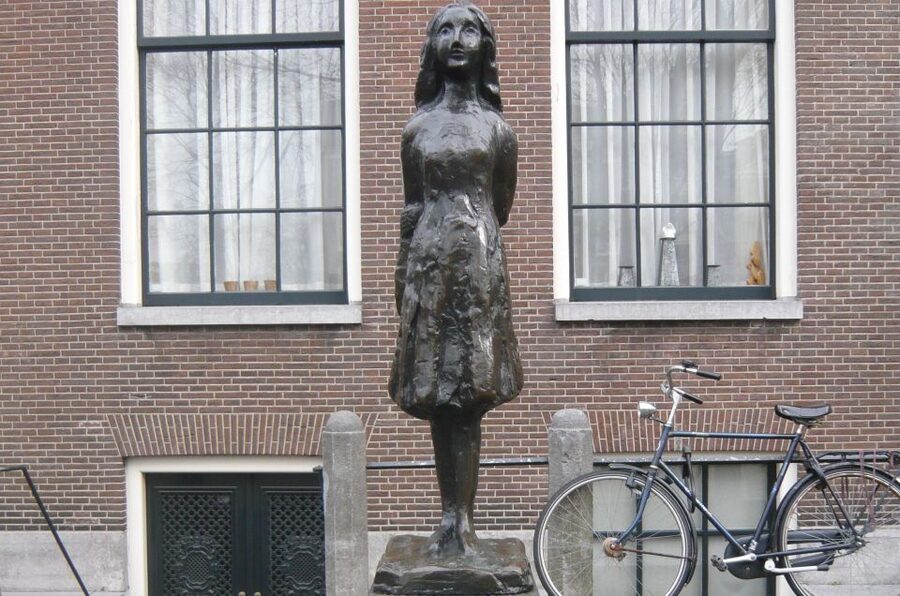 Amsterdam: Anne Frank Walking Tour - Portuguese Synagogue: Seeing a Place of Faith in a Wartime Story