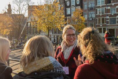 Amsterdam: Cultural Highlights in English/German/Italian - National Monument to Dam Square: Getting Oriented in One Loop