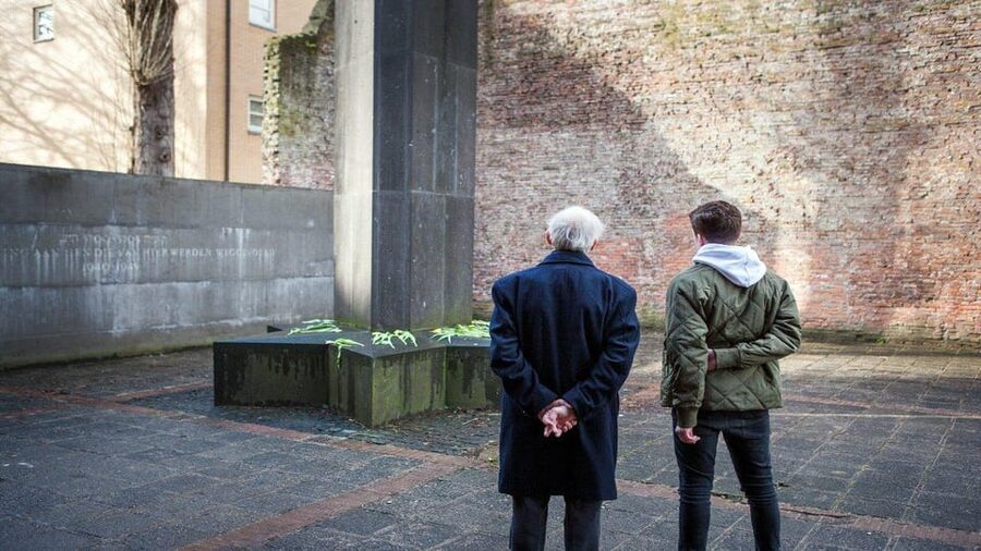 Amsterdam: Guided Anne Frank Small-Group Walking Tour - Portuguese Synagogue from the outside: why Esnoga sets the tone