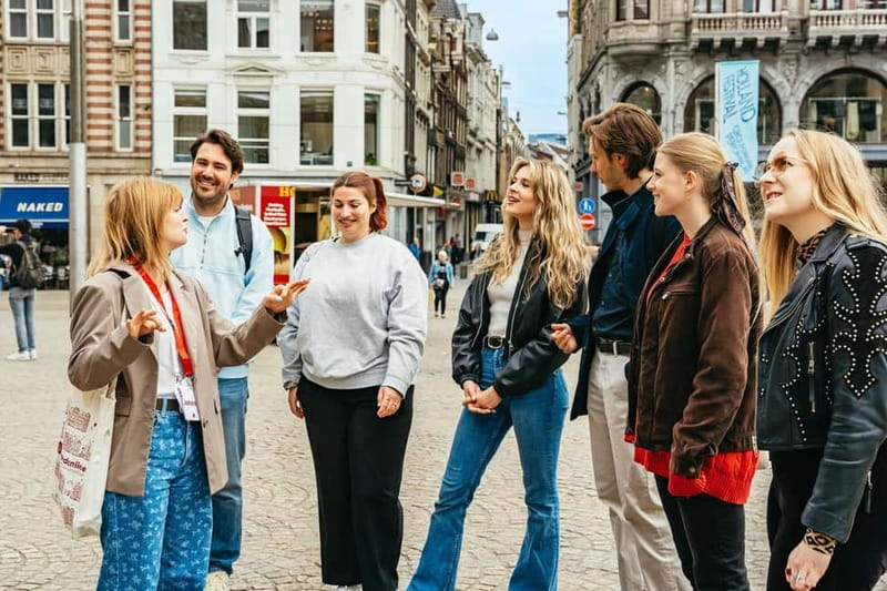 Amsterdam: Guided Cultural Walking Tour - De Negen Straatjes and Begijnhof: the calm after the city noise