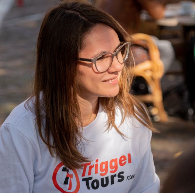 Amsterdam: Highlights & History Walking Tour - Canals and Chinatown-Style Streets Without the Sightseeing Burnout