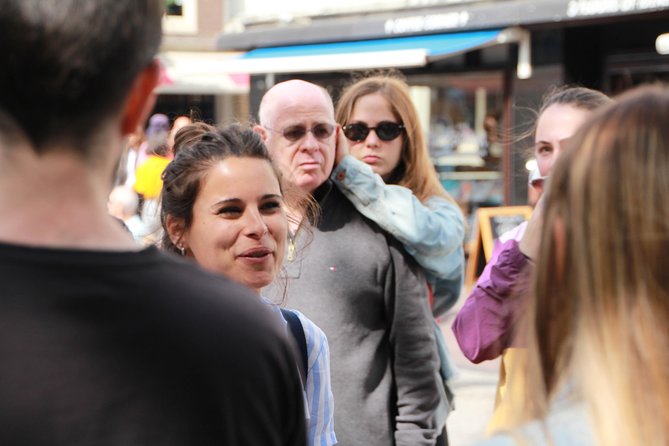 Amsterdam Highlights Small-Group Walking Tour - Jodenbuurt and WWII: what to expect from the heavier section