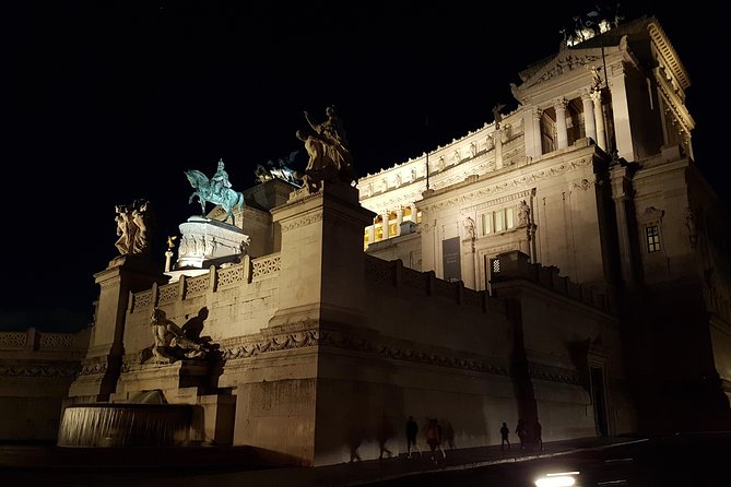 Ancient Rome at Twilight Walking Tour - Monti and Rione Monti: Caesar’s birthplace energy