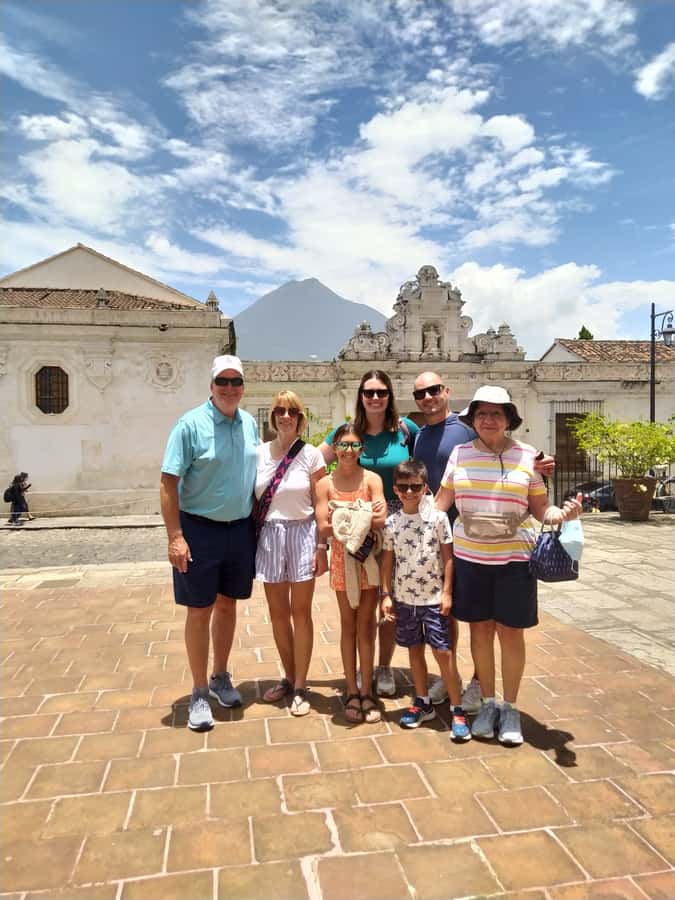 Antigua Guatemala: City Highlights Guided Walking Tour - Where you meet and how the tour starts at La Merced Church