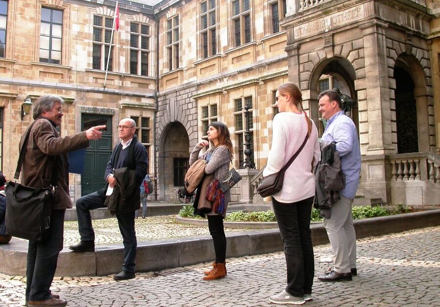 Antwerp: City Highlights Walking Tour - Cathedral of Our Lady and City Hall: Big Architecture With Human Meaning