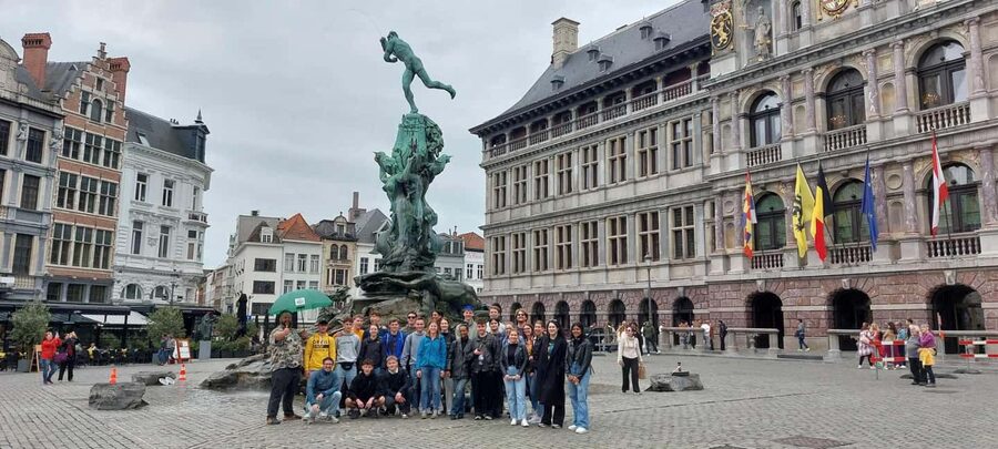 Antwerp: Historical Walking Tour in the Old City - Grote Markt: the Old City’s “main stage” square
