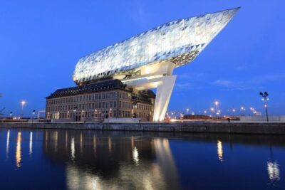 Antwerp: Private Walking Tour with a Local - Meeting point options: Brabo’s Monument, Den Engel, and practical swaps