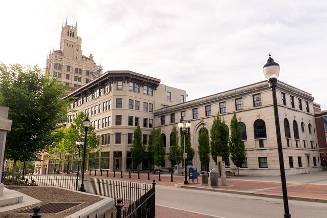 Asheville Insider Guided Walking Tour - Meeting at Pack Square: The Easiest Way to Start a First Visit