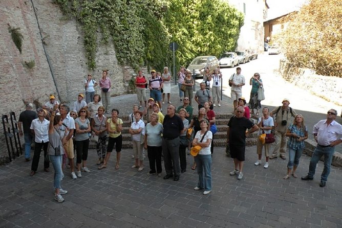 Assisi Private Walking Tour including St. Francis Basilica - A Private Assisi Walk Focused on Francis and Clare