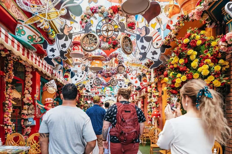 Athens: Guided Greek Food Walking Tour with Tastings - Meat and fish markets plus roasted coffee: the salty-sweet Athens mix