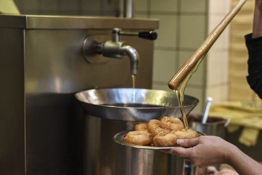 Athens: Ultimate Food Walking Tour with 15 Tastings - Phyllo Pie First: The Best Kind of Warm-Up