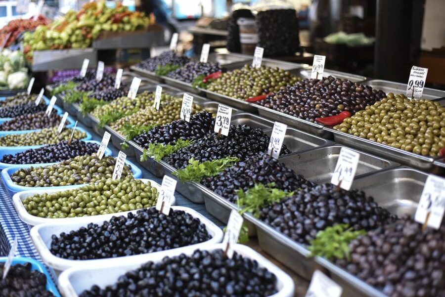 Athens: Ultimate Food Walking Tour with 15 Tastings - Athens Central Municipal Market: Where Lunch Feels Like a Local Habit