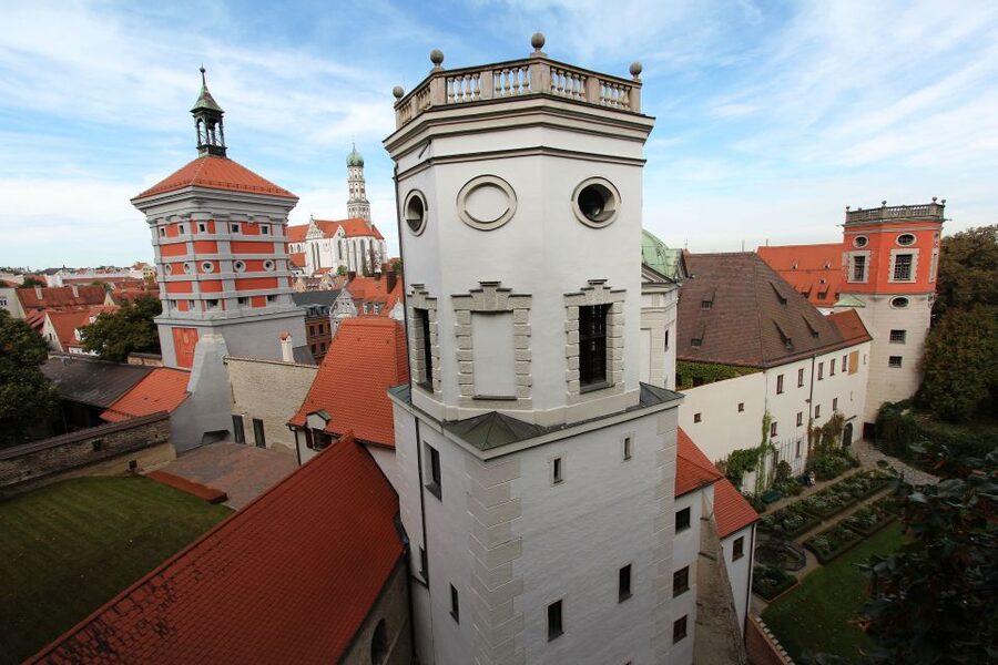 Augsburg's Water Management System - City Walking Tour - Meeting Point at the Tourist Information Center: how to start smoothly