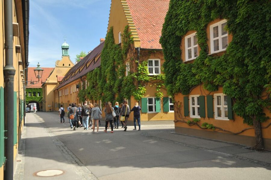Augsburg: Walking Tour with Fuggerei - Meeting Point and the Quick Setup at Tourist-Information Augsburg
