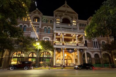 Austin Haunted Pub Crawl Walking Tour - Meeting at Red River Street and Finishing at the Driskill