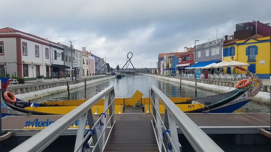 Aveiro: Stories, Canals, and Tiles Guided Walking Tour - Where Aveiro’s Stories Start at Praça da República