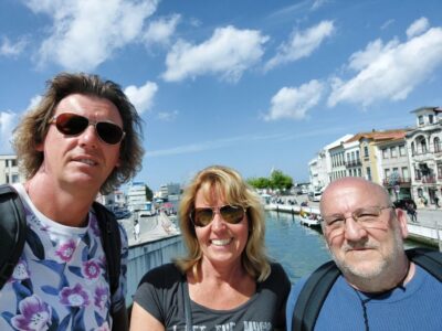 Aveiro: Stories, Canals, and Tiles Guided Walking Tour - Inside the Carmelite Convent Church: A Baroque Jewel in Small Form