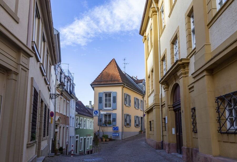 Baden-Baden: Sightseeing Highlights Guided Walking Tour - Spa district essentials: Friedrichsbad and Caracalla Therme with UNESCO context