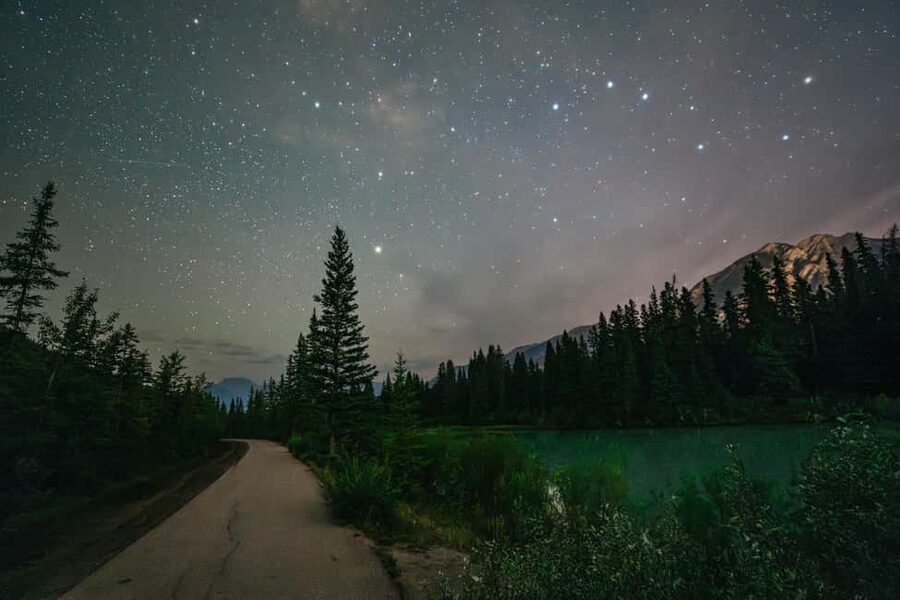 Banff: Guided Sunset and Stargazing Tour - Should you book it?