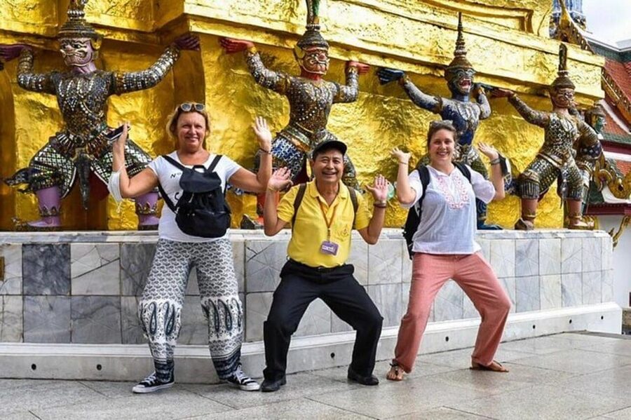 Bangkok: City Highlights and Landmarks Private Walking Tour - Price and Value: What You Pay For at Around $70