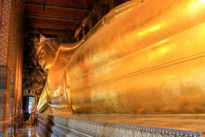 Bangkok: City Highlights Temple and Market Walking Tour - Wat Phra Kaew (Emerald Buddha Temple): Where Sacred Rules Actually Matter