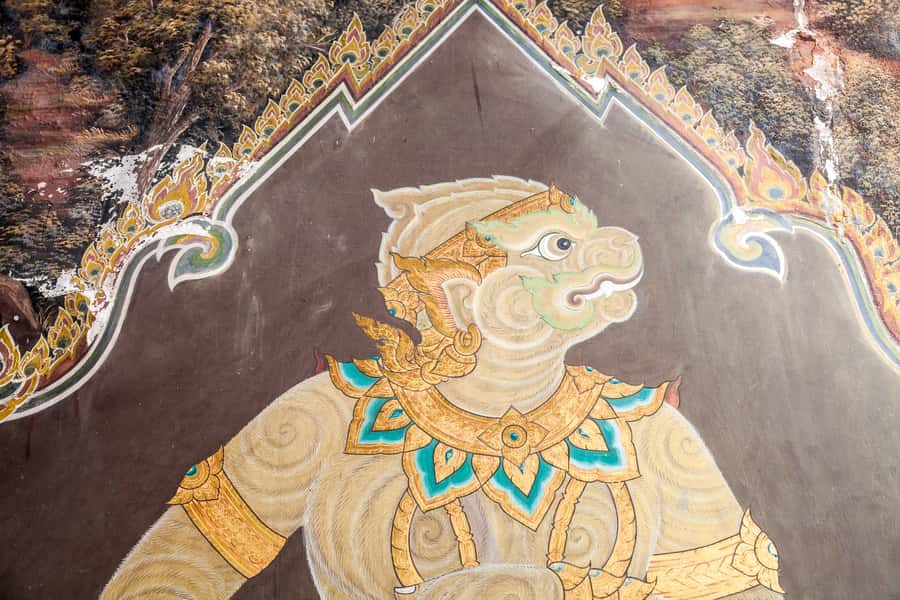 Bangkok: City Highlights Temple and Market Walking Tour - Grand Palace: Royal Power, Ceremonies, and a Photo Stop That Teaches You How to Look