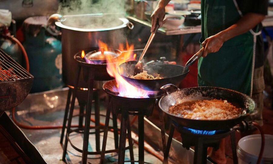 Bangkok: Discover a Taste of Chinatown – 2 Hr Walking Tour - How the flexible “no fixed itinerary” works in real life