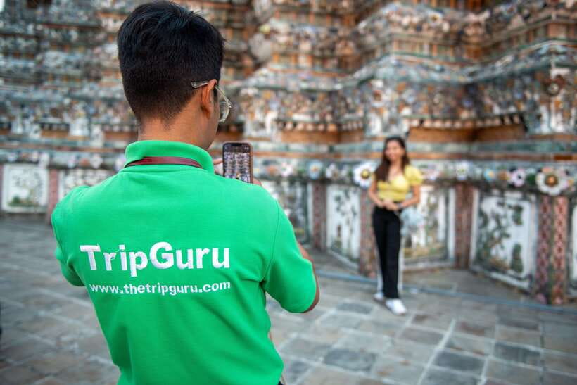 Bangkok: Wat Pho and Wat Arun Guided Walking Tour - Start at Tha Tian Pier: the easiest way to begin your temple day