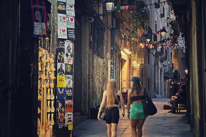 Barcelona 1.5h Private Old Town, Gothic & Ramblas Walking Tour - Gaudí exteriors without entry: Casa Batlló and La Pedrera from the street