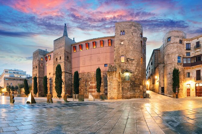 Barcelona 1.5h Private Old Town, Gothic & Ramblas Walking Tour - Timing, pace, and group size: how not to feel rushed