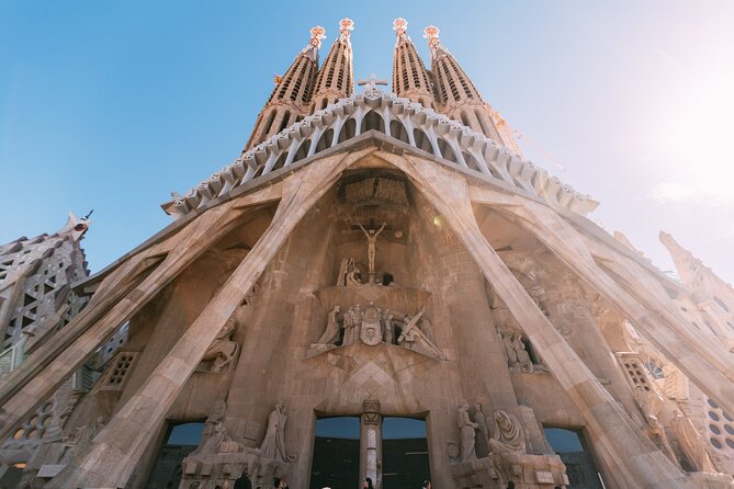 Barcelona Architecture Walking Tour With Casa Batlló Upgrade - A modernist hit list from Sant Pau to Passeig de Gràcia