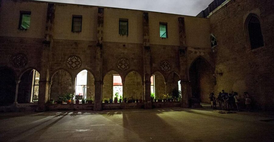 Barcelona: Dark History Night Walking Tour - Spanish Inquisition: what you’ll learn (and what you shouldn’t expect)