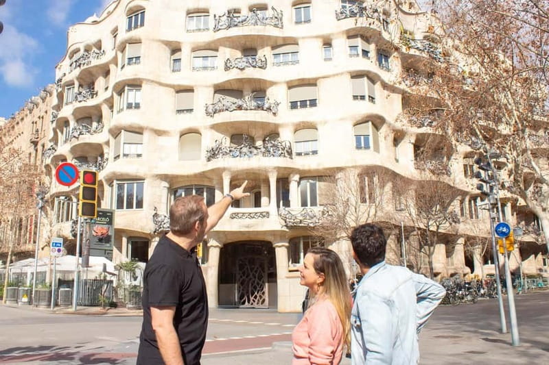 Barcelona: Helicopter Flight, Boat Ride, and Walking Tour - Should You Book This Helicopter, Boat, and Walking Tour?