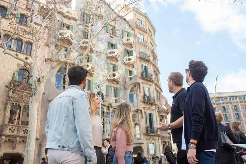 Barcelona: Helicopter Flight, Boat Ride, and Walking Tour - A 6-Minute Helicopter Flight with Big Views (and Real Rules)