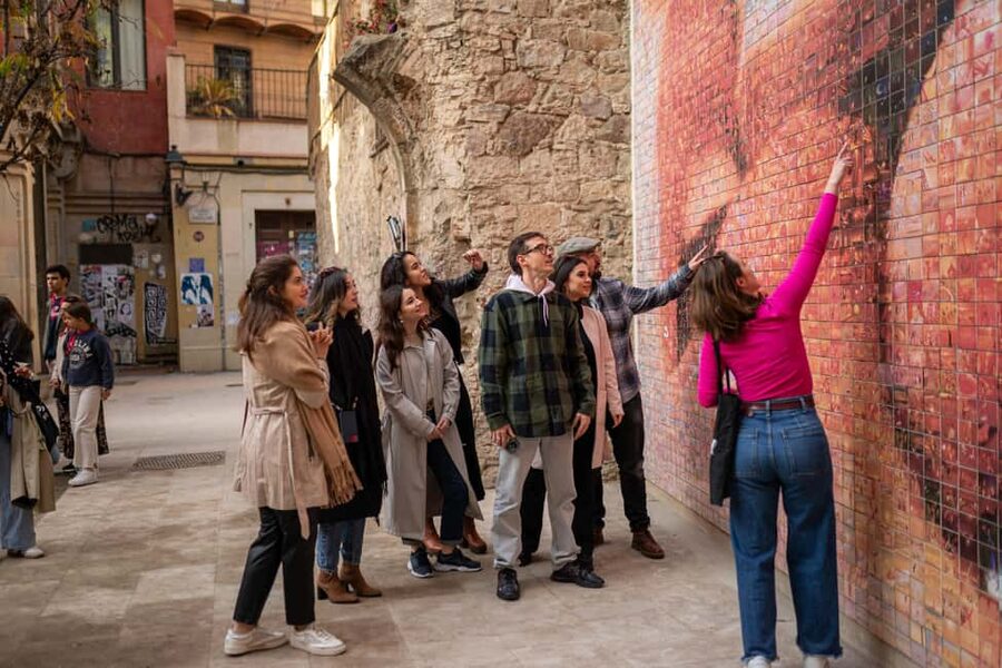Barcelona: Hidden Gems Walking Tour Including 10+ Sights - The 2,000-Year Timeline the Tour Turns Into a Story