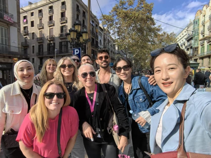 Barcelona: Old Town and Gothic Quarter Walking Tour - Roman Wall and Pati Llimona Baths: Ancient Daily Life