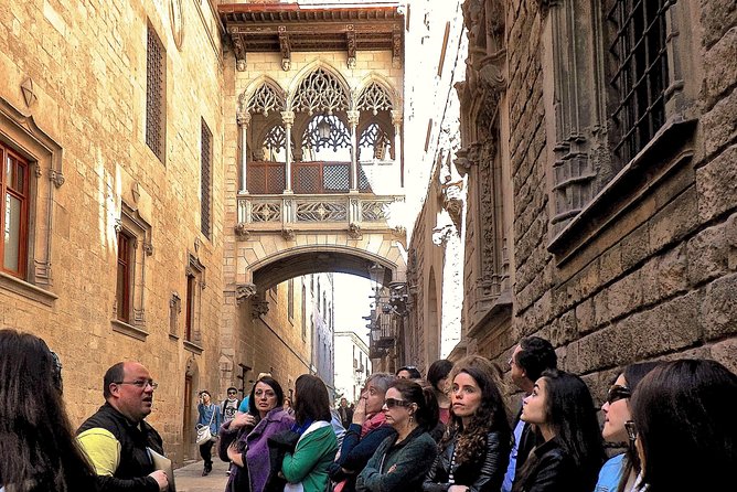 Barcelona Old Town & Gothic Quarter Small Group Tour - Value check: why the price feels fair for what you get