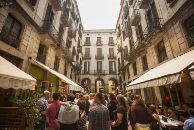 Barcelona: “The Shadow of the Wind” Literary Walking Tour - Price and timing: is $18 actually good value?