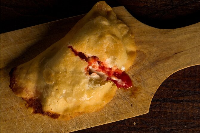 Bari: Street Food Walking Tour with a Local Guide - Bari Vecchia by foot: why this tour works